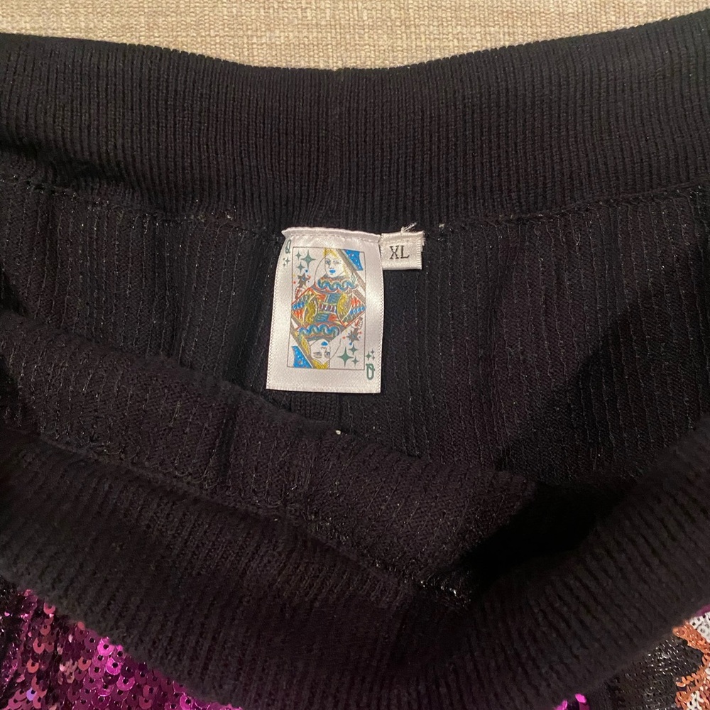 Queen of Sparkles party Shorts Purple Black Sequins Dazzling! XL - Picture 2 of 4